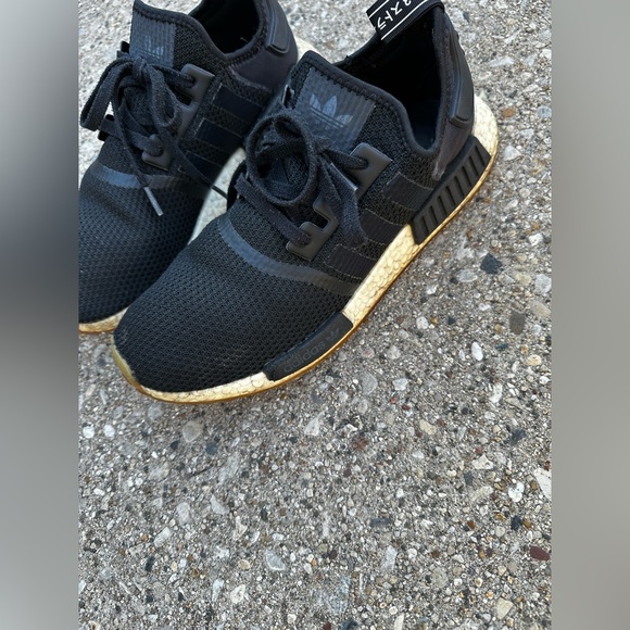 SOLD!!! ADIDAS NMD_R1 Primeknit Black 11 Men Running Athletic Sneakers - Picture 4 of 16